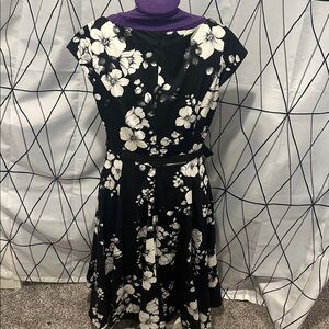 White House Black Market Black and White Floral Midi Dress